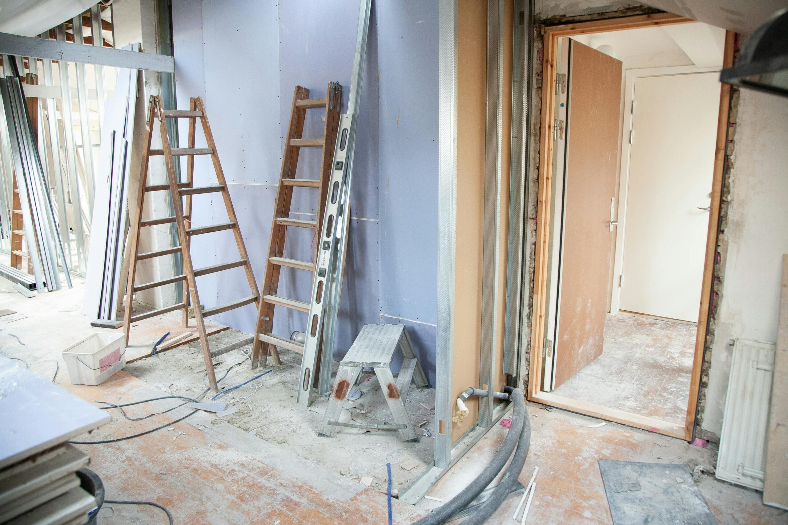 Commercial interior space after reconstruction and restoration work